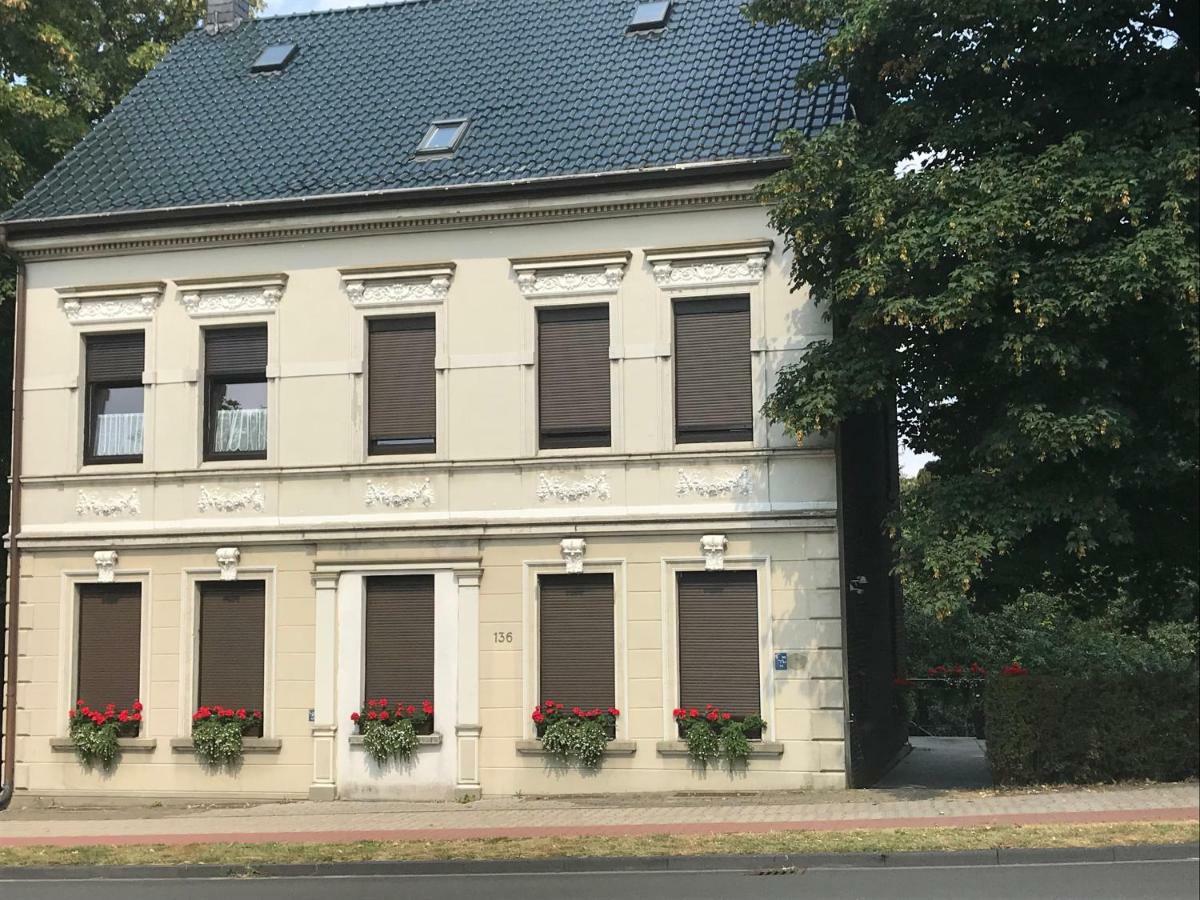 Ferienwohnung Wieneke Velbert Bagian luar foto